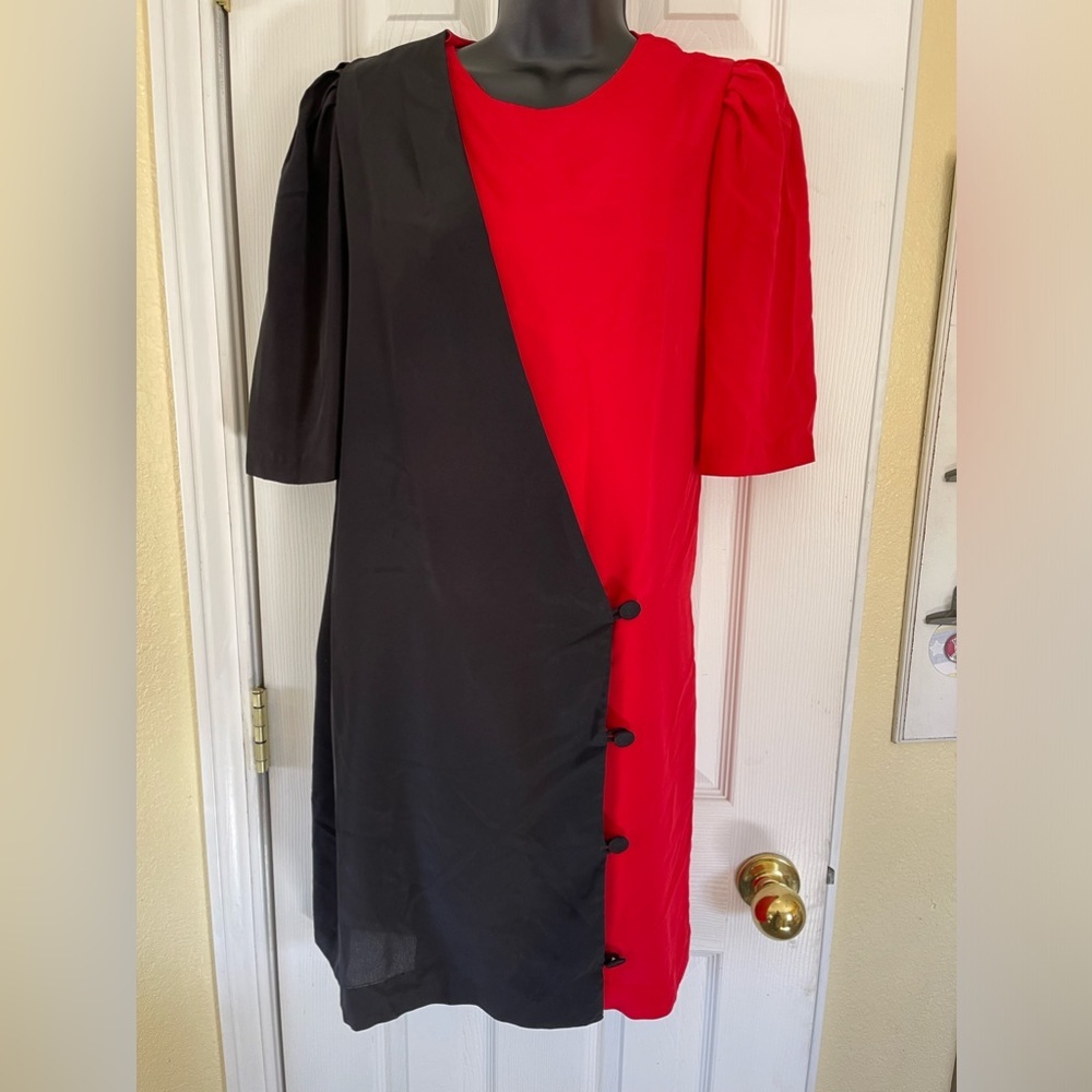Please bundle! Vintage 80s! Positive influence dress, Great Condition. M-L